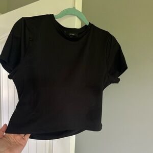 Cropped Black Top